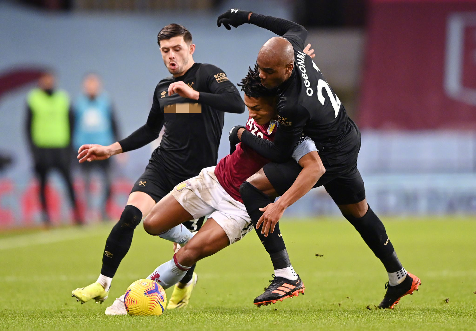 战略调整与 战略调整与